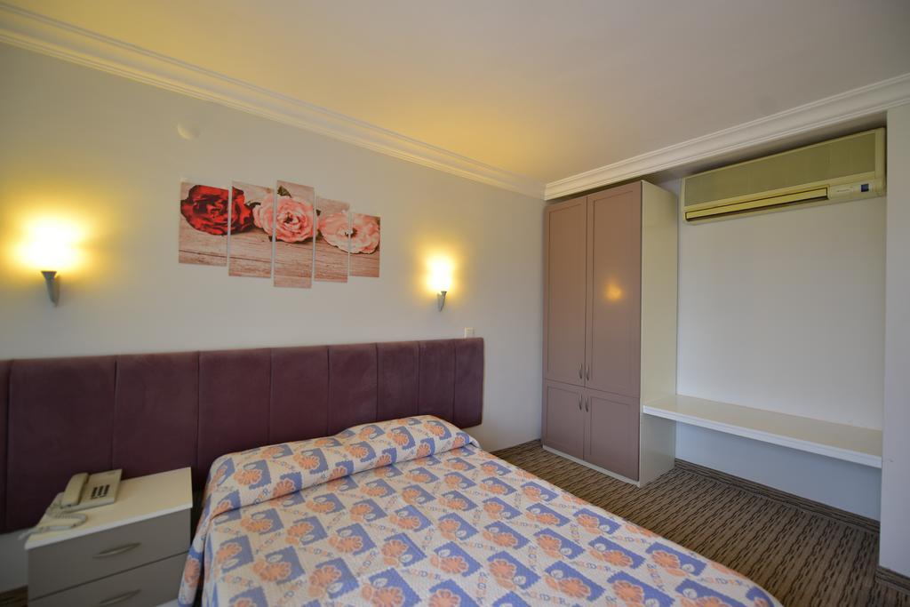 Alder Hotel Ayvalı エクステリア 写真