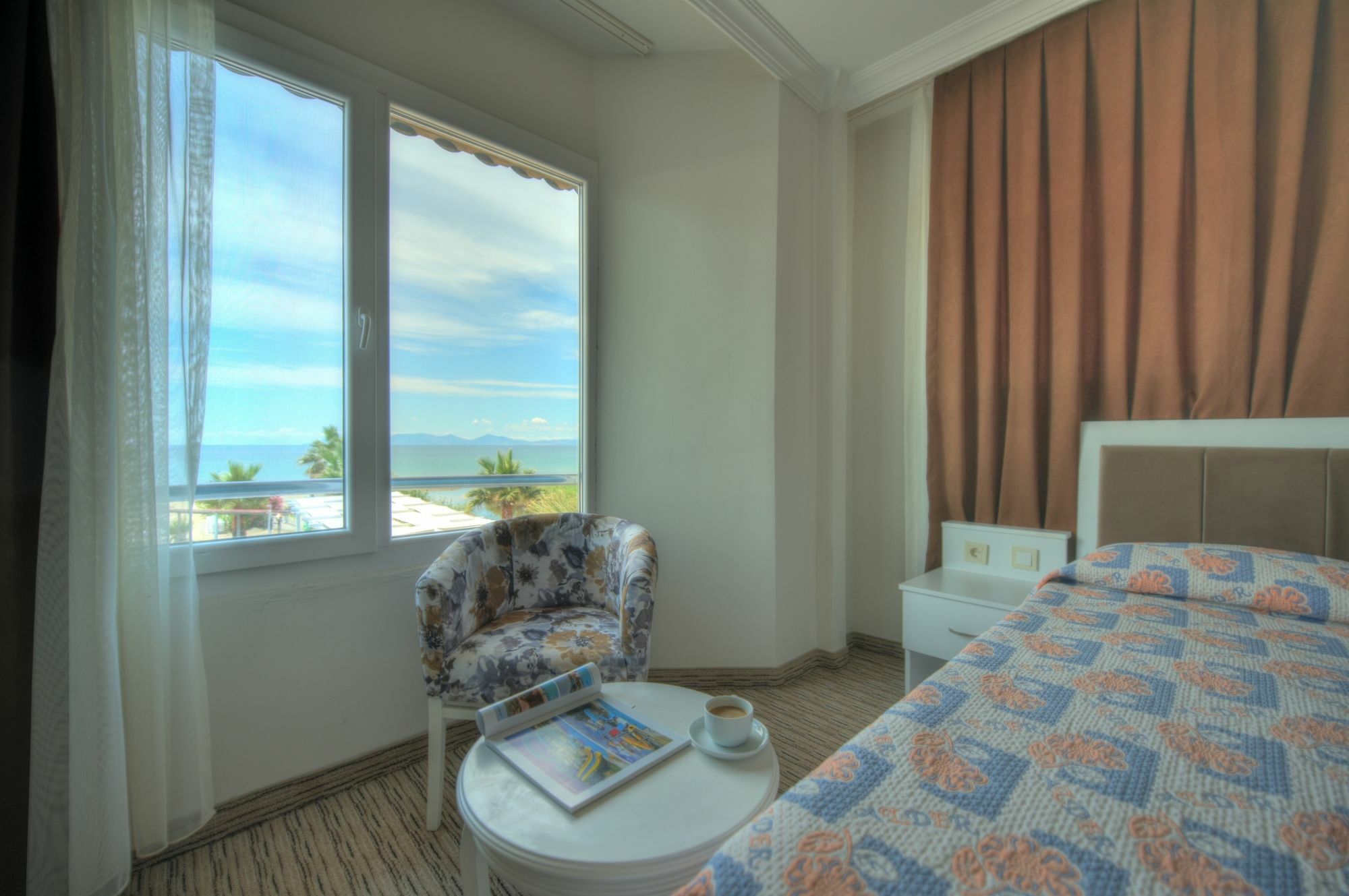 Alder Hotel Ayvalı エクステリア 写真