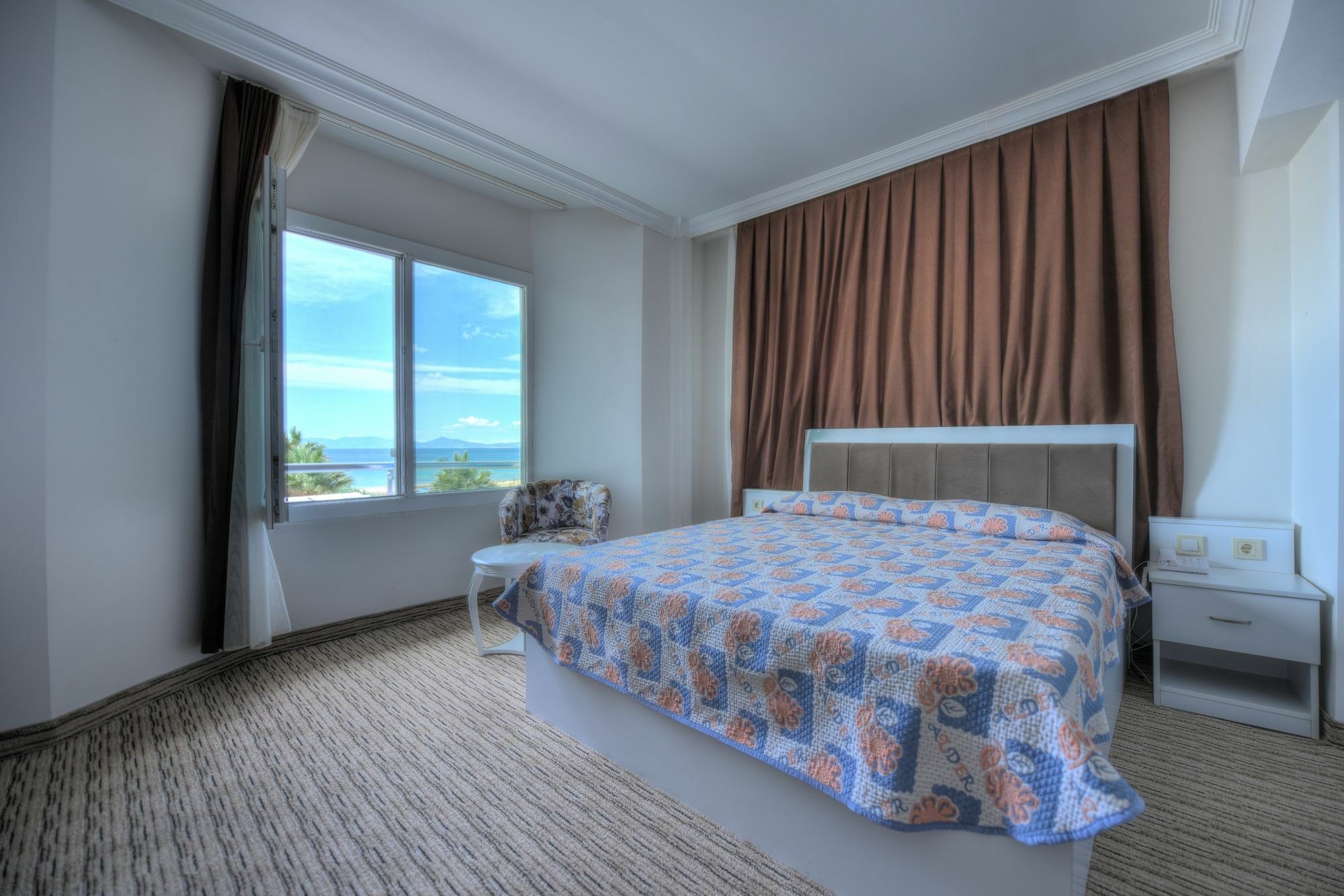 Alder Hotel Ayvalı エクステリア 写真